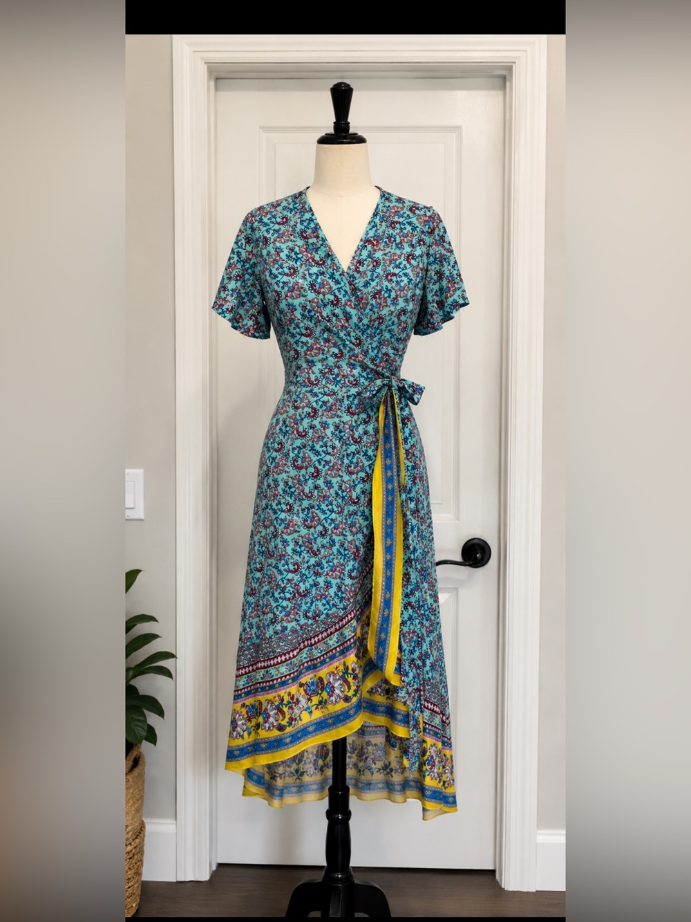 NWT Boho Wrap Midi Dress Blue Paisley Floral Asymmetrical Hem Short Sleeve